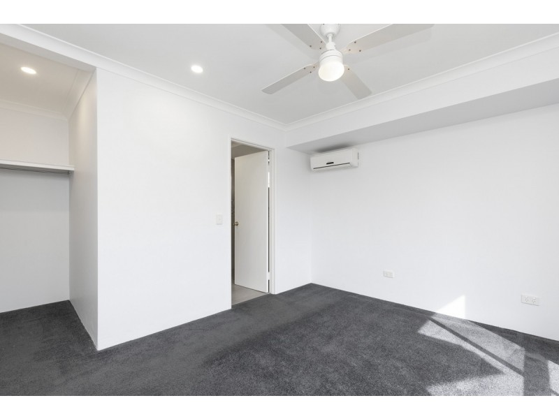 10 Whitsunday Avenue, Ridgewood WA 6030