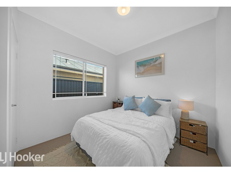 112 Reflection Boulevard, Jindalee WA 6036