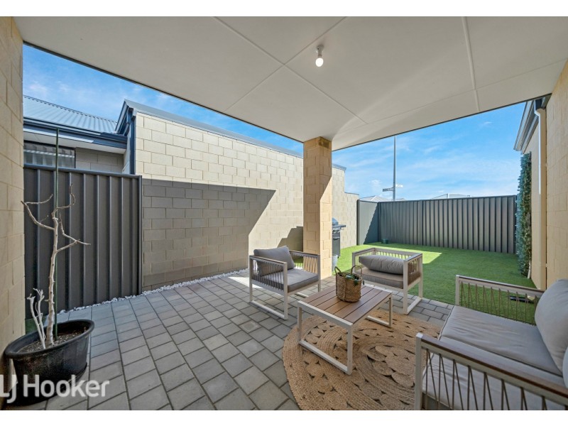 112 Reflection Boulevard, Jindalee WA 6036
