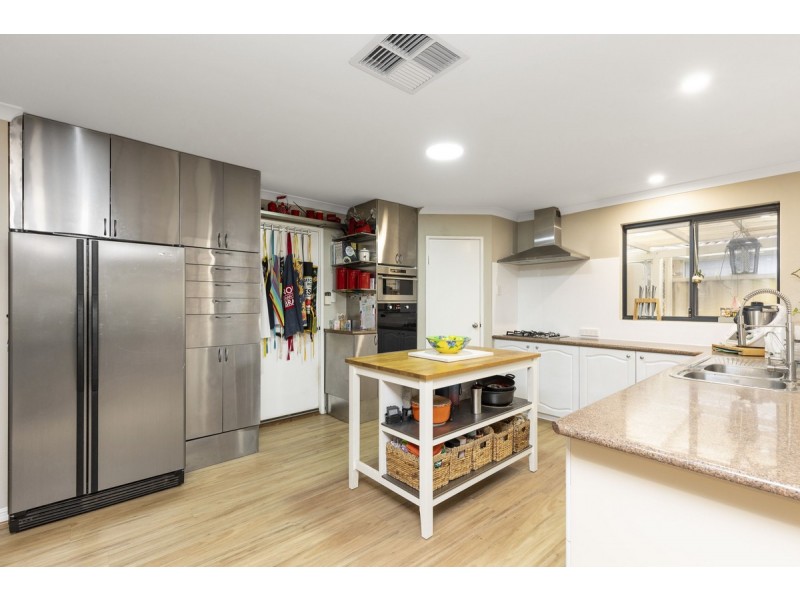 10 Reigate Way, Butler WA 6036