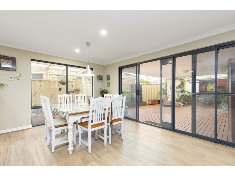10 Reigate Way, Butler WA 6036