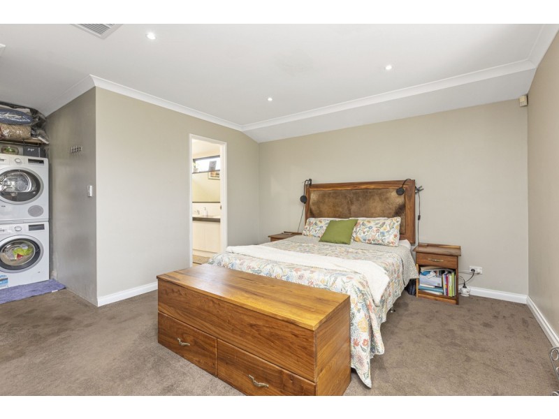 10 Reigate Way, Butler WA 6036