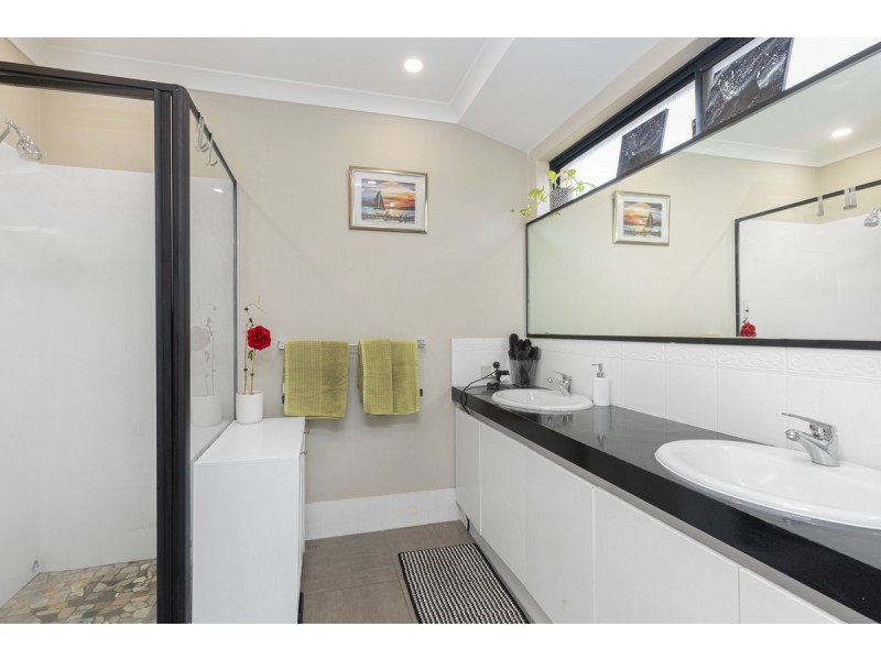 10 Reigate Way, Butler WA 6036