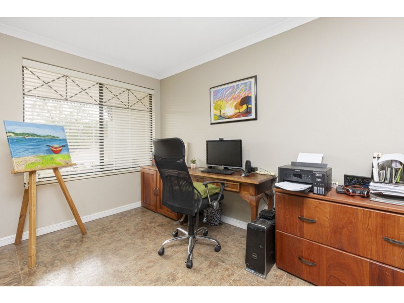 10 Reigate Way, Butler WA 6036