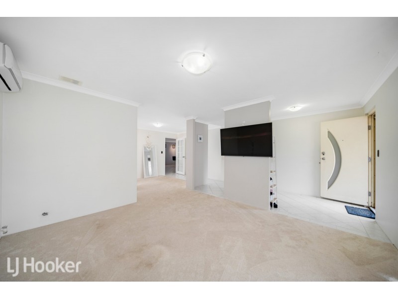 34 Citrine Gardens, Forrestfield WA 6058