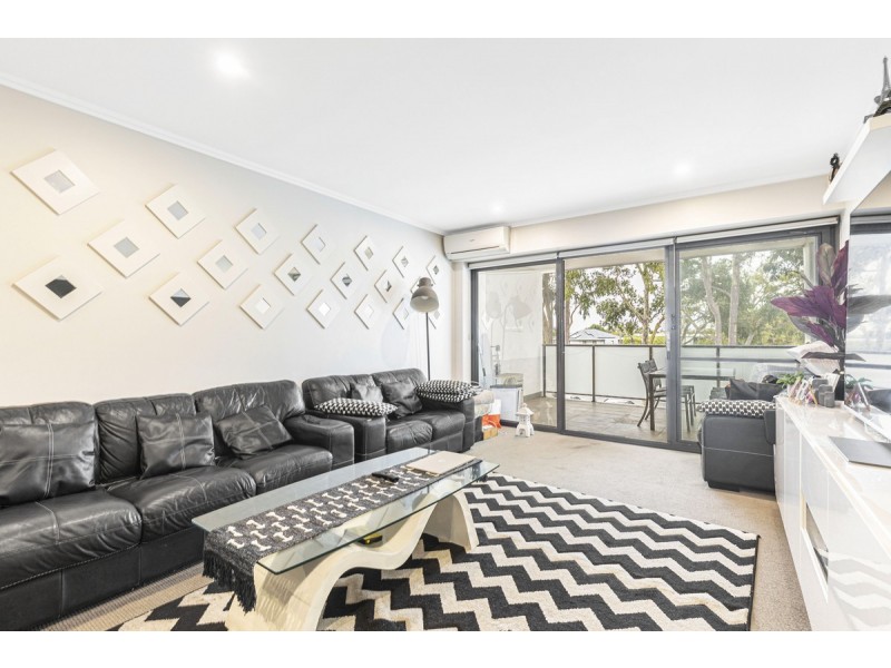 8/33 Blythe Avenue, Yokine WA 6060