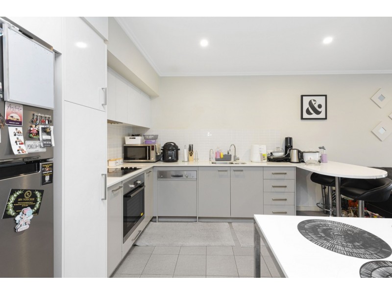 8/33 Blythe Avenue, Yokine WA 6060