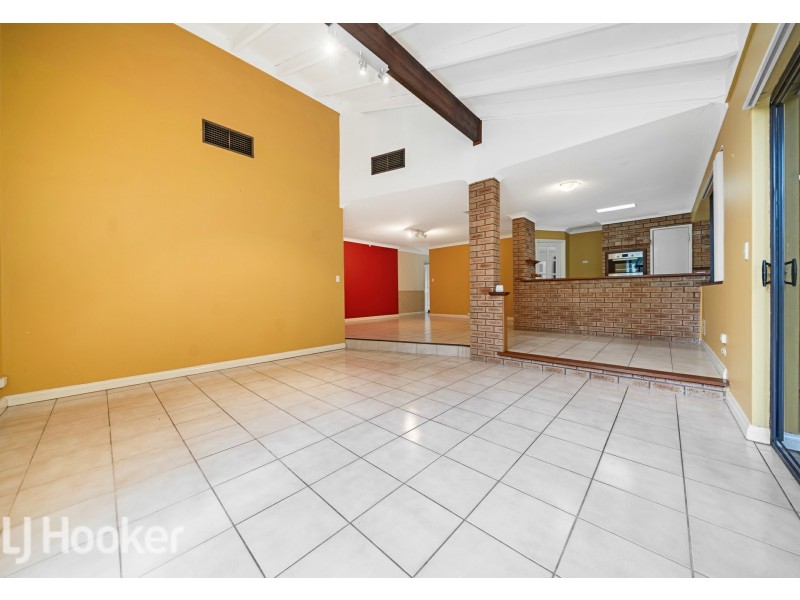 22 Toucan Way, Ballajura WA 6066