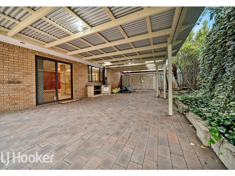 22 Toucan Way, Ballajura WA 6066