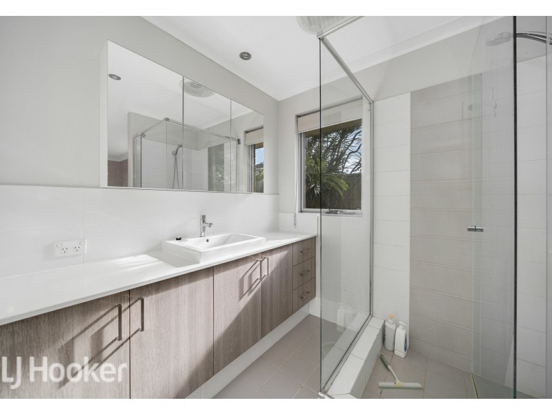 2 Kerr Place, Hillarys WA 6025