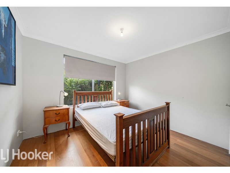 2 Kerr Place, Hillarys WA 6025