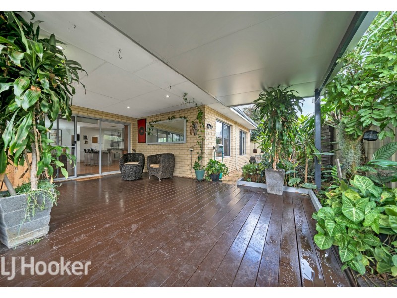 2 Kerr Place, Hillarys WA 6025