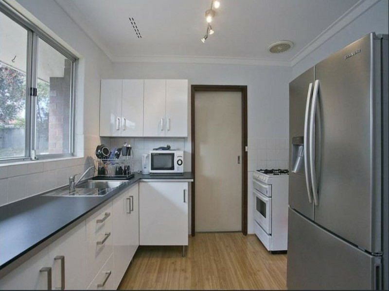 11 Karimba Street, Wanneroo WA 6065