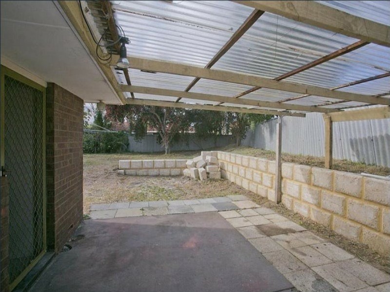 11 Karimba Street, Wanneroo WA 6065