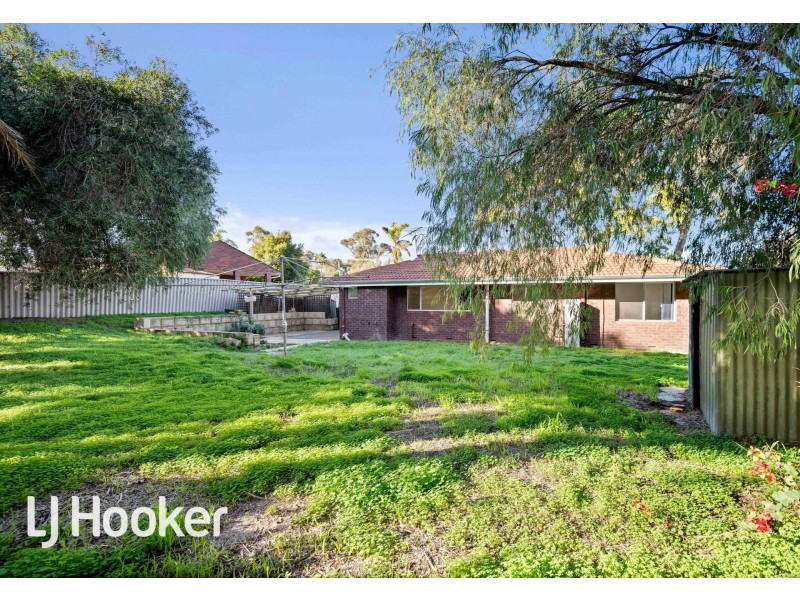 11 Karimba Street, Wanneroo WA 6065