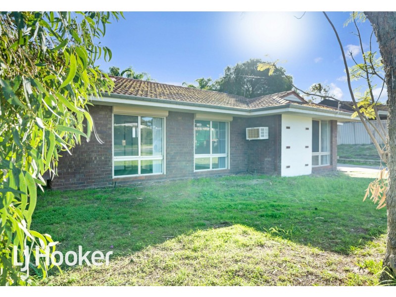 11 Karimba Street, Wanneroo WA 6065