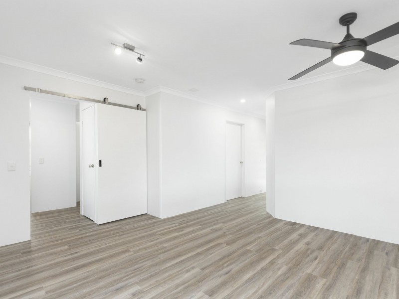 10 Whitsunday Avenue, Ridgewood WA 6030