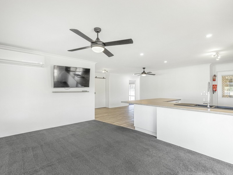 10 Whitsunday Avenue, Ridgewood WA 6030