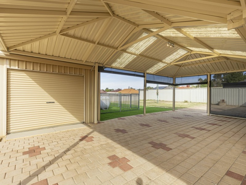 10 Whitsunday Avenue, Ridgewood WA 6030