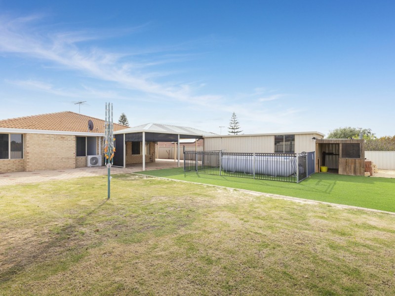 10 Whitsunday Avenue, Ridgewood WA 6030