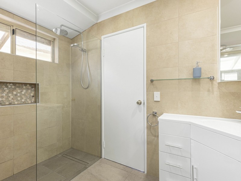 10 Whitsunday Avenue, Ridgewood WA 6030