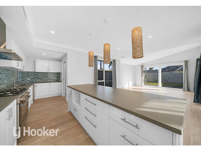 18a Calbourne Way, Kingsley WA 6026