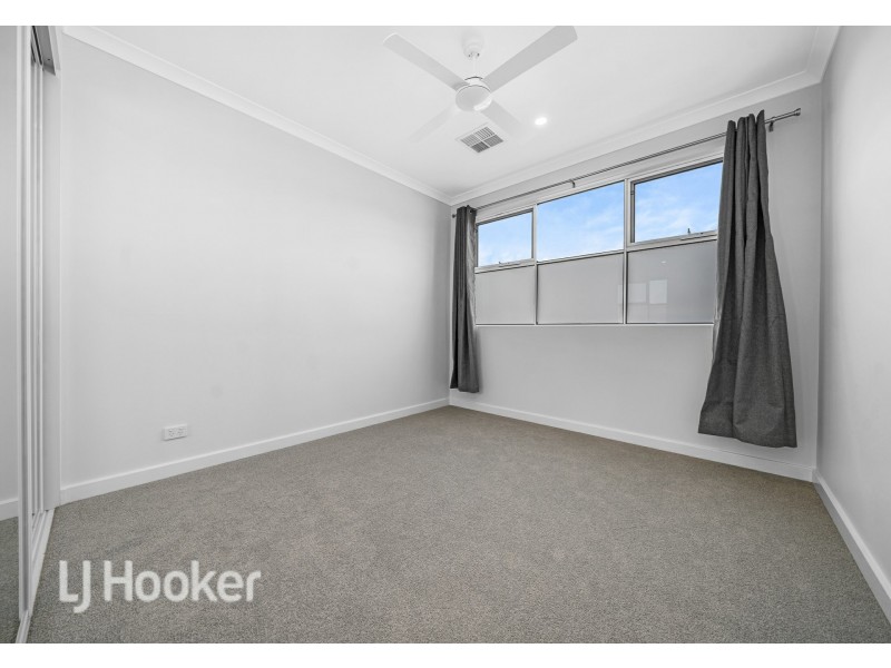 18a Calbourne Way, Kingsley WA 6026