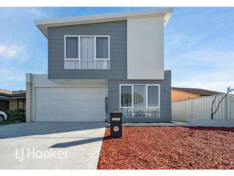 18a Calbourne Way, Kingsley WA 6026