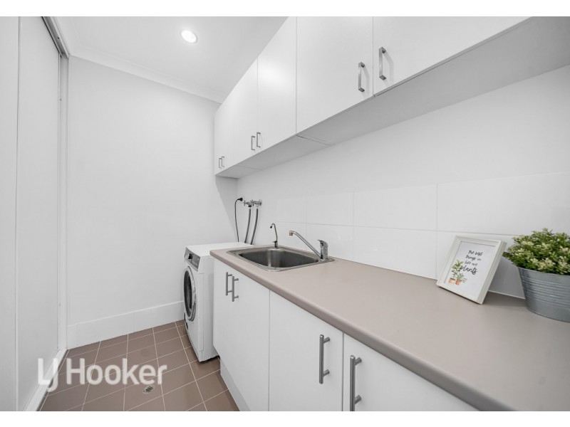 16 Nashville Loop, Currambine WA 6028