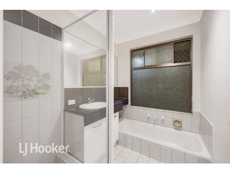 1 Venosa Court, Heathridge WA 6027