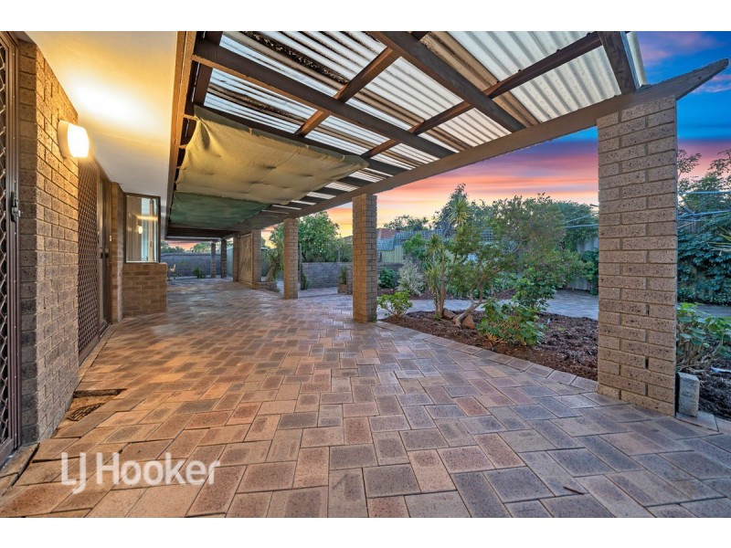 1 Venosa Court, Heathridge WA 6027