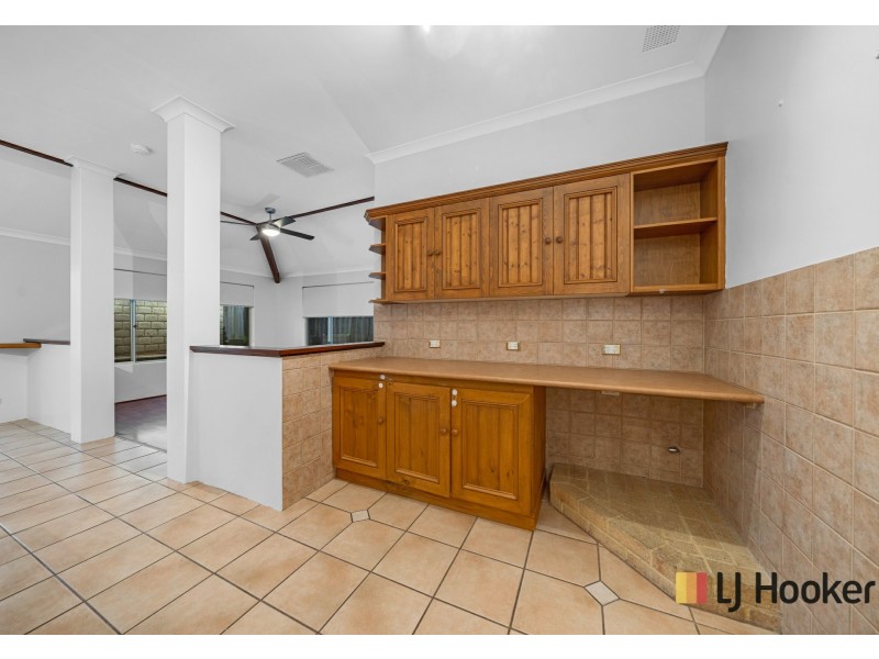 22 Sherlock Rise, Carramar WA 6031