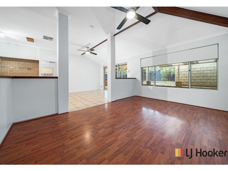 22 Sherlock Rise, Carramar WA 6031