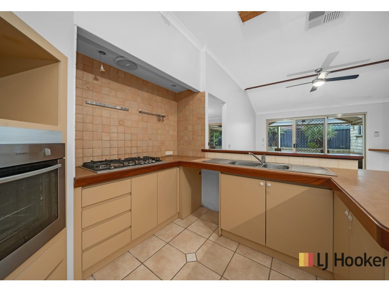 22 Sherlock Rise, Carramar WA 6031