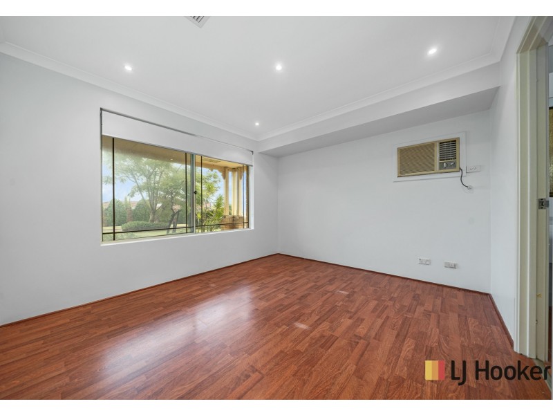 22 Sherlock Rise, Carramar WA 6031