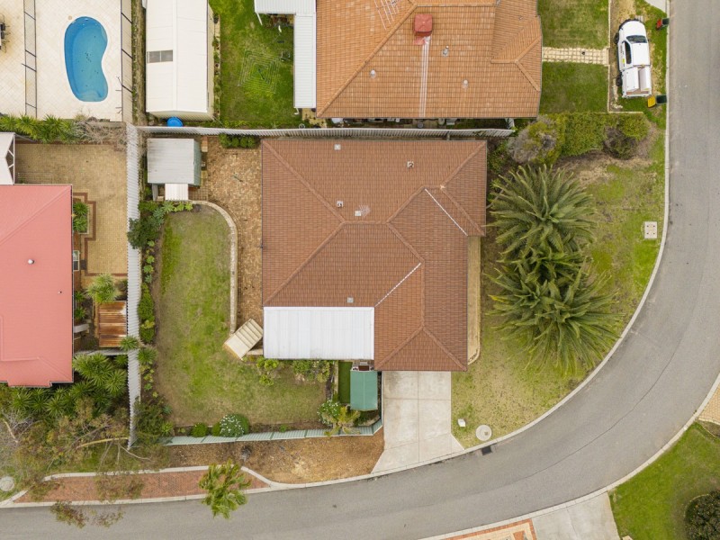 42 Stradbroke Gardens, Ridgewood WA 6030