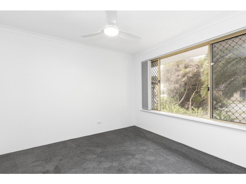 42 Stradbroke Gardens, Ridgewood WA 6030