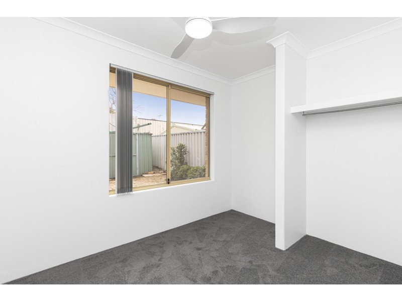 42 Stradbroke Gardens, Ridgewood WA 6030