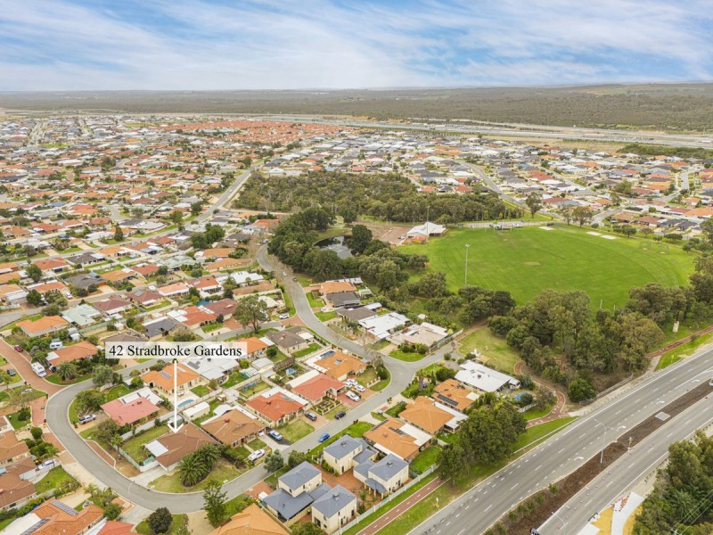 42 Stradbroke Gardens, Ridgewood WA 6030