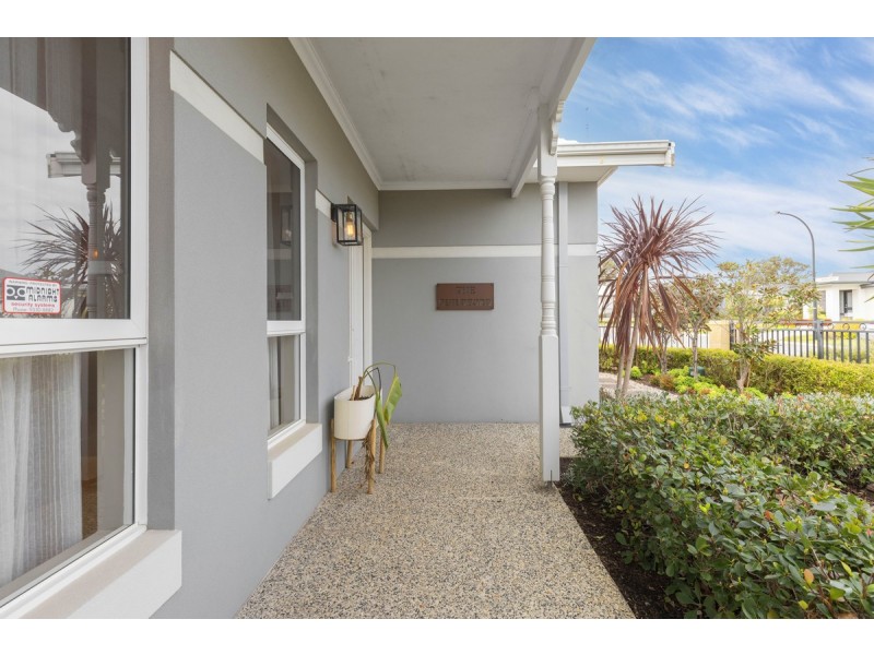 69 Kangaroo Avenue, Kwinana Town Centre WA 6167