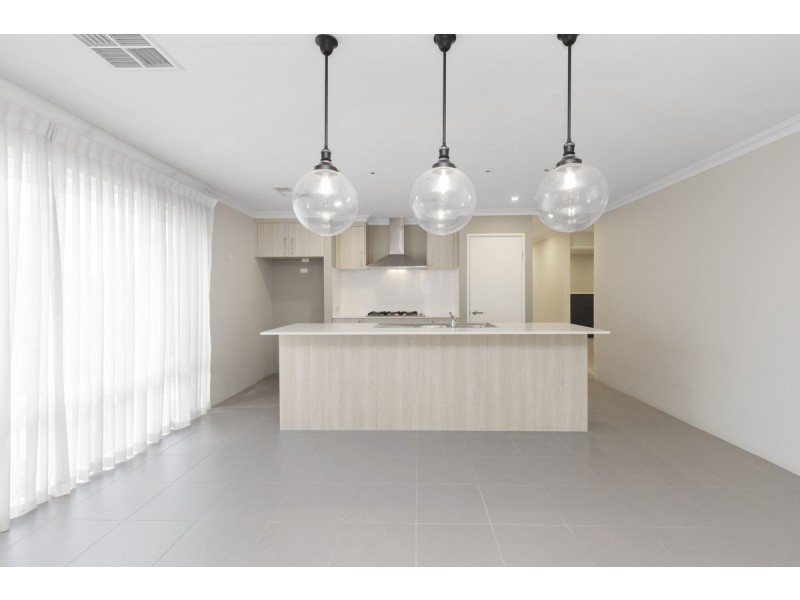 69 Kangaroo Avenue, Kwinana Town Centre WA 6167
