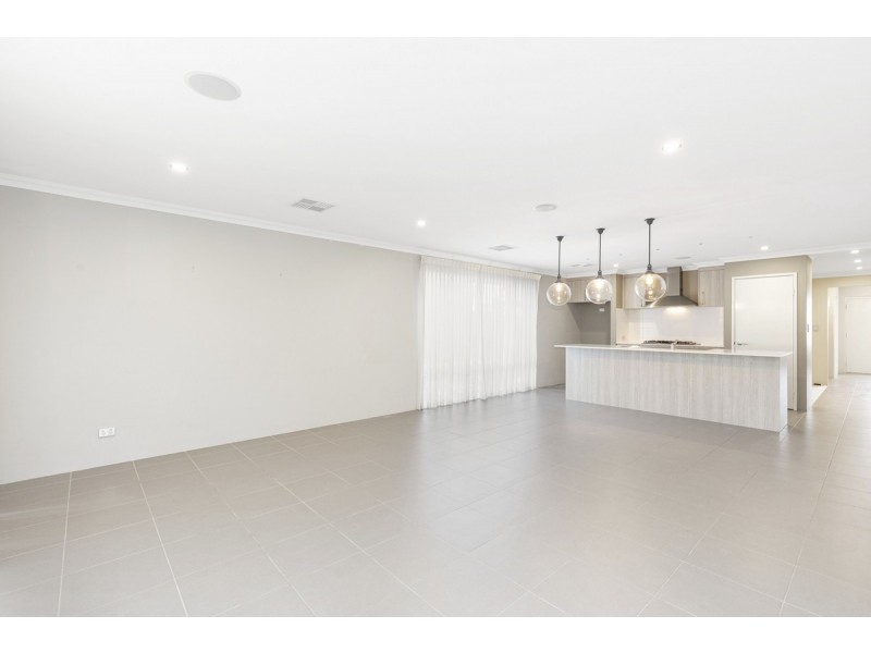 69 Kangaroo Avenue, Kwinana Town Centre WA 6167