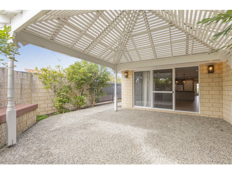 69 Kangaroo Avenue, Kwinana Town Centre WA 6167