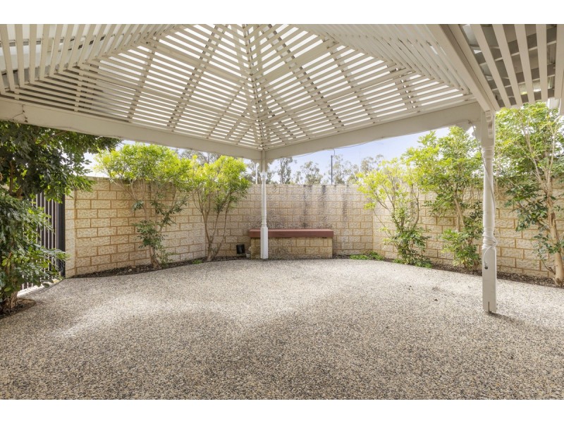 69 Kangaroo Avenue, Kwinana Town Centre WA 6167