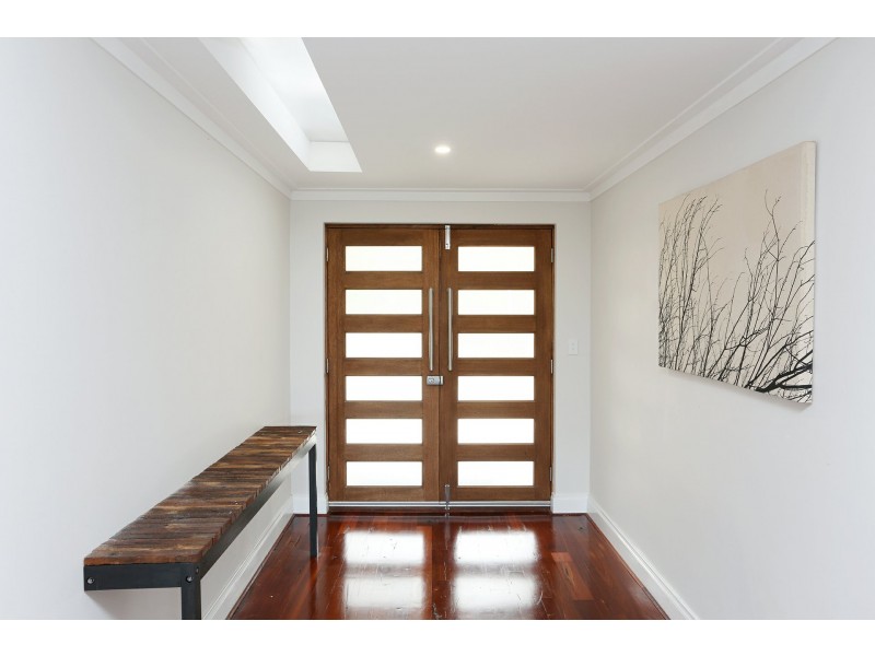 25 Ashley Avenue, Quinns Rocks WA 6030