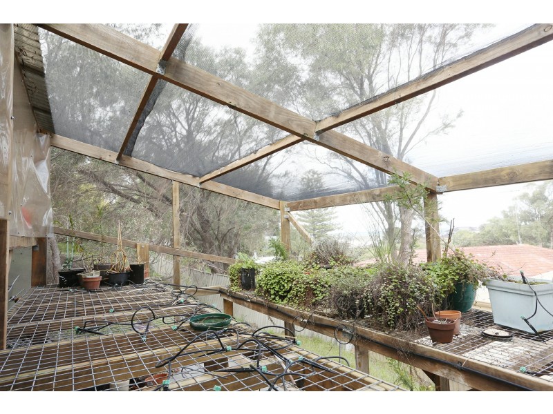 25 Ashley Avenue, Quinns Rocks WA 6030