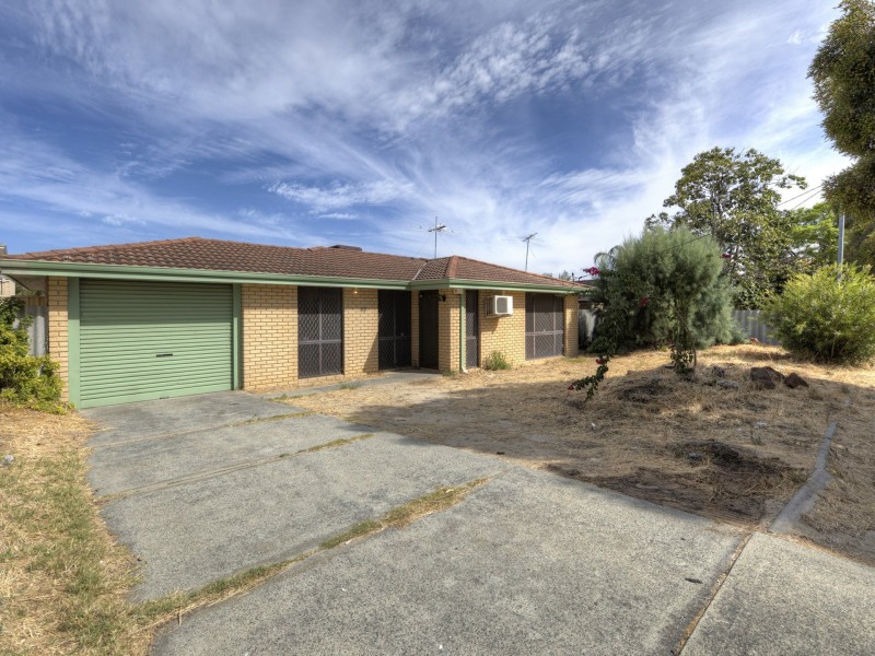 55 Redcliffe Avenue, Balga WA 6061