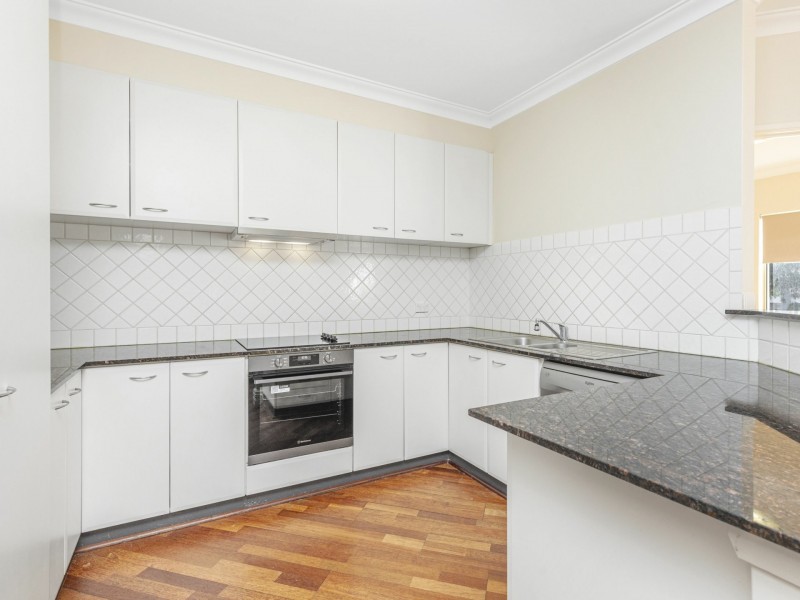 10/38 Grand Boulevard, Joondalup WA 6027
