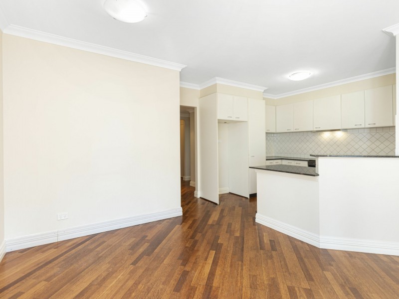 10/38 Grand Boulevard, Joondalup WA 6027
