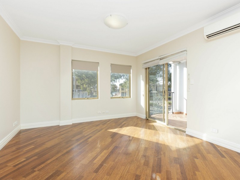 10/38 Grand Boulevard, Joondalup WA 6027